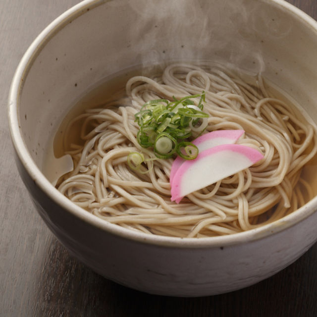 暖かいかけそば